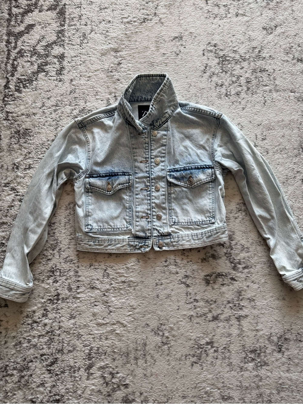 Zara Light Wash Cropped Denim Jacket - Blue